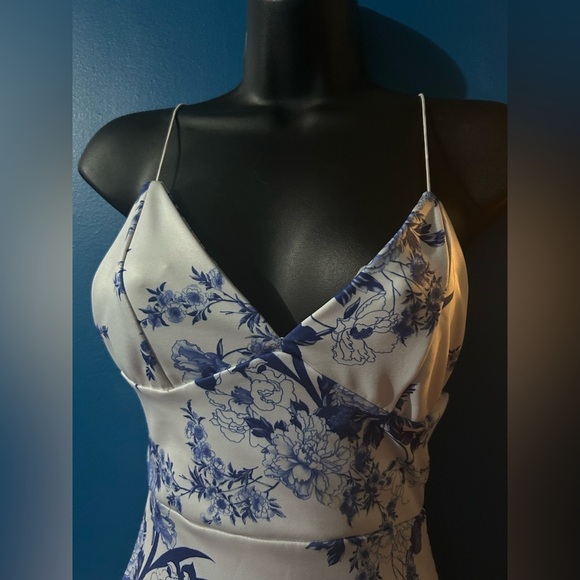 BUNDLE SALE: 15 % off 2 or more dresses/skirt sets - Picture 2 of 3